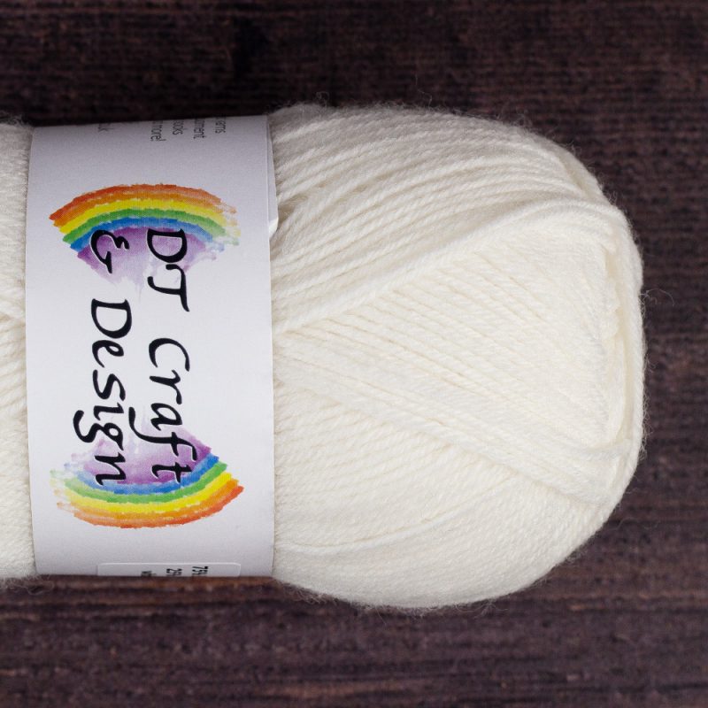 DT Craft and Design superwash 75% wool/25% nylon 4ply (white) 50g