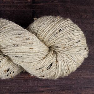 DT Craft and Design undyed yarn - 100% superwash wool nepp 4ply (sock) 100g 365m