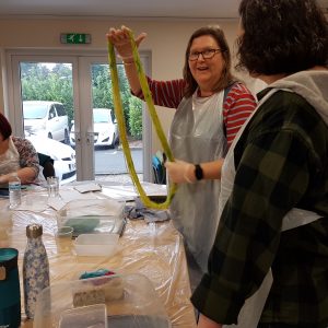 hand dyeing a skein of yarn workshop image with debbie tomkies of dt craft and design