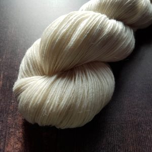 merino alpaca nylon 4ply sock yarn 100g YA214