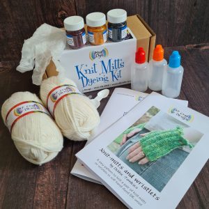Knit Mitts Dyeing Kit