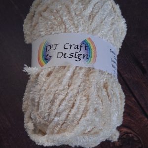 DT Craft and Design undyed yarn viscose cotton chenille super-chunky