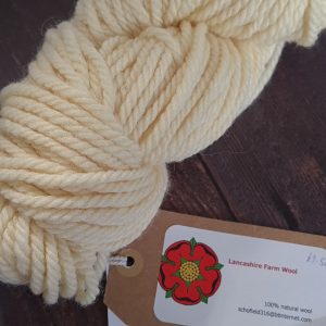 DT Craft and Design undyed yarn lancashire farm wools - cream chunky