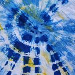 tie dyed fabric using indigo and weld at dyeing workshop with debbie tomkies of dt crafta and design